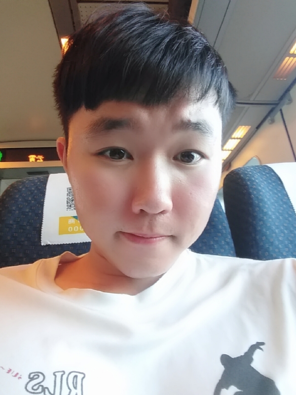 爱玉的第一张照片--桃园上门女婿服务网