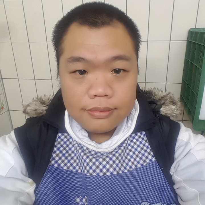 黑熊的第一张照片--桃园上门女婿服务网